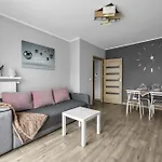 Apartmán Modern 1br In Bemowo - Parking & Workspace - By Rentujemy