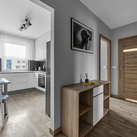 Apartman Modern 1br In Bemowo - Parking & Workspace - By Rentujemy *