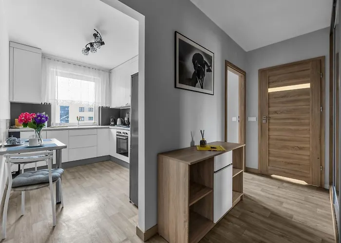 Apartmán Modern 1br In Bemowo - Parking & Workspace - By Rentujemy *